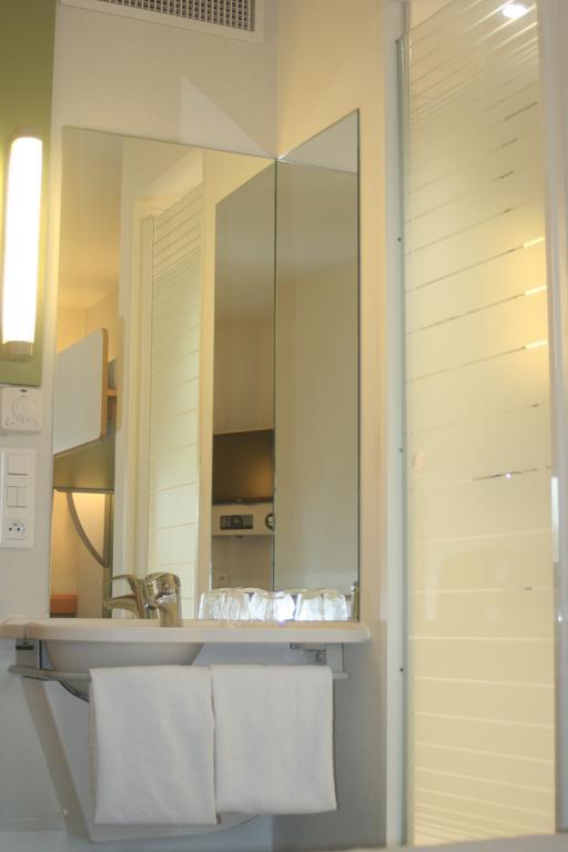 Ibis Budget Niort - La Creche Eksteriør billede