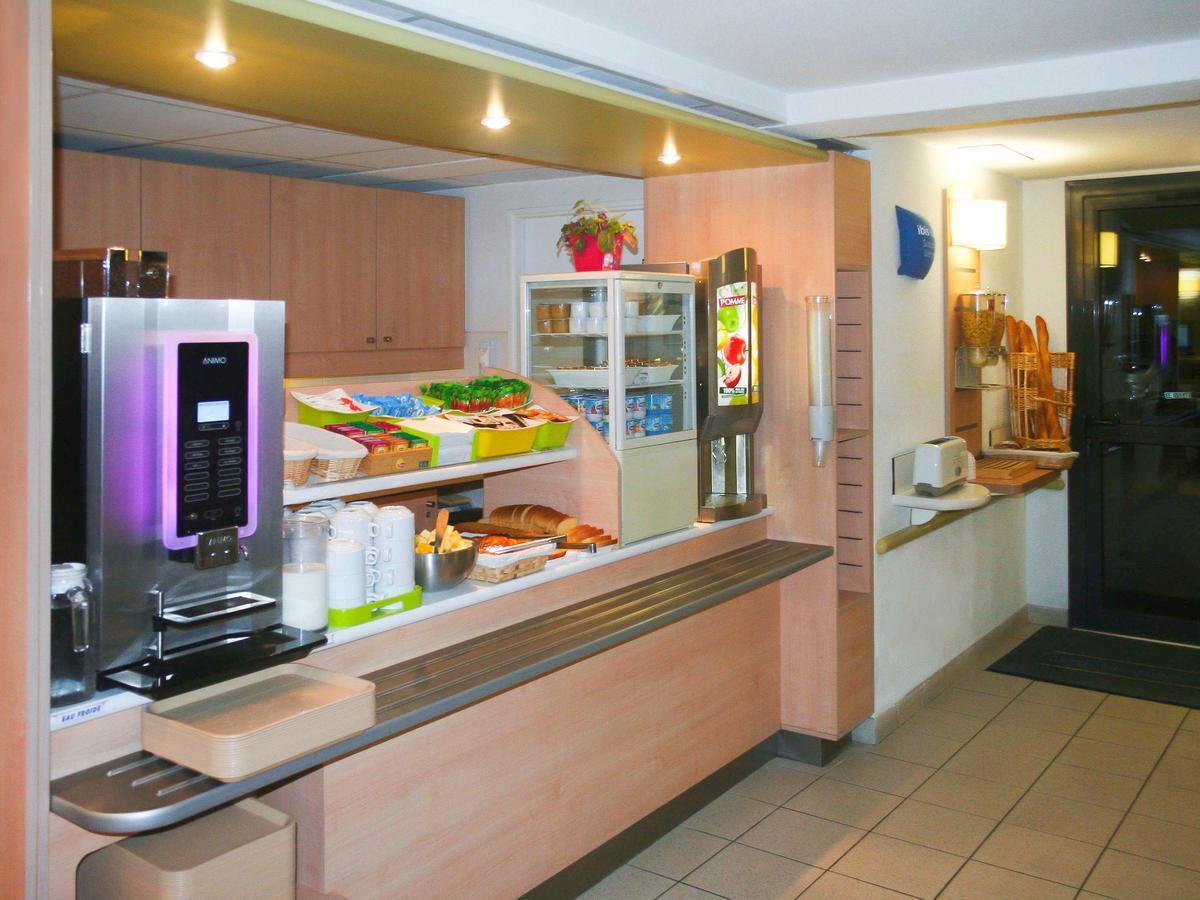 Ibis Budget Niort - La Creche Eksteriør billede