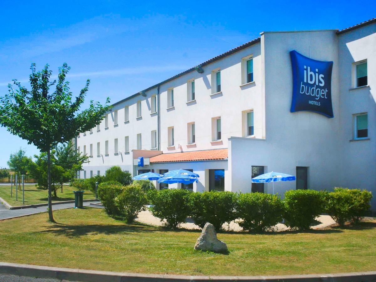 Ibis Budget Niort - La Creche Eksteriør billede