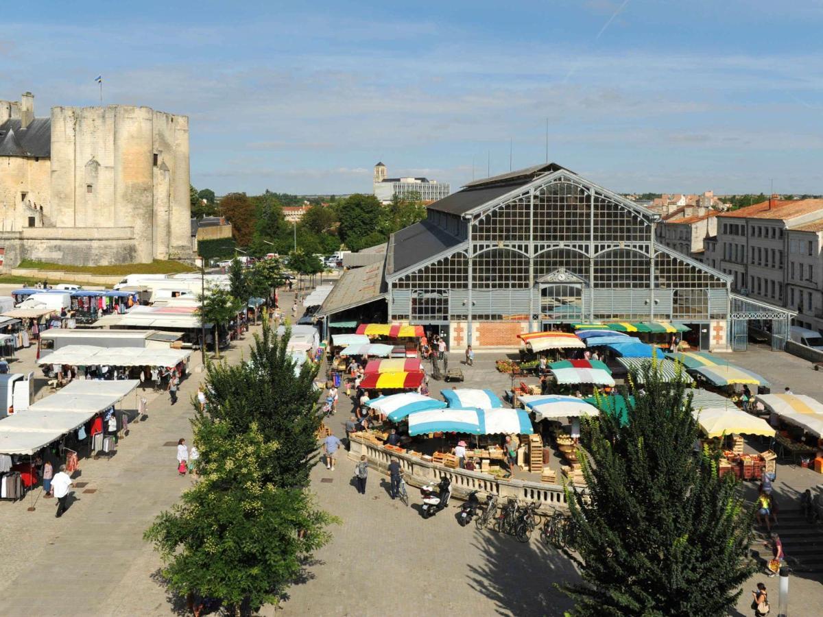 Ibis Budget Niort - La Creche Eksteriør billede